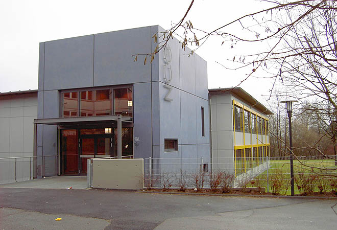 Nikolaus-Cusanus-Gymnasium, Erweiterung zum bestehenden Schulgebäude, Bergisch Gladbach